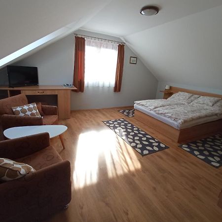 Markal Apartman Heviz Exterior photo