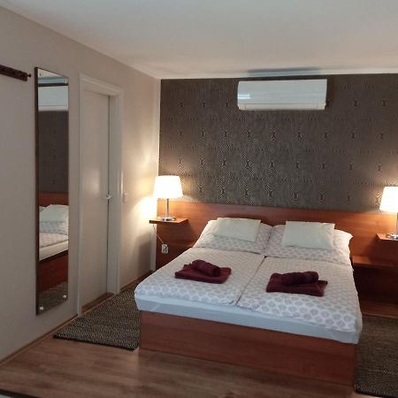 Markal Apartman Heviz Exterior photo